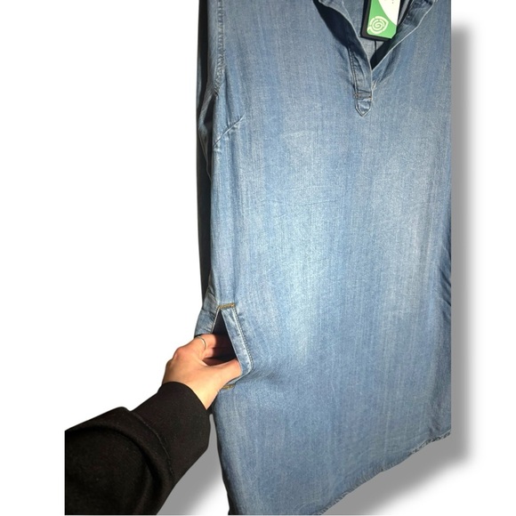 Velvet Heart NWT Blue Denim Cuffed Sleeve Collared Loose V-Neck Mini Shirt Dress - Picture 15 of 16